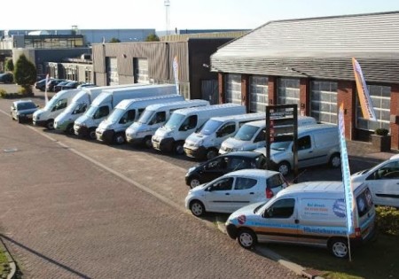 ZWOLLE: FFBUSJEHUREN BUSVERHUUR