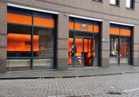 UTRECHT: SIXT AUTOVERHUUR